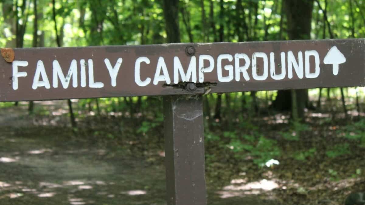 Lakeshore family camp near Indiana Dunes State Park