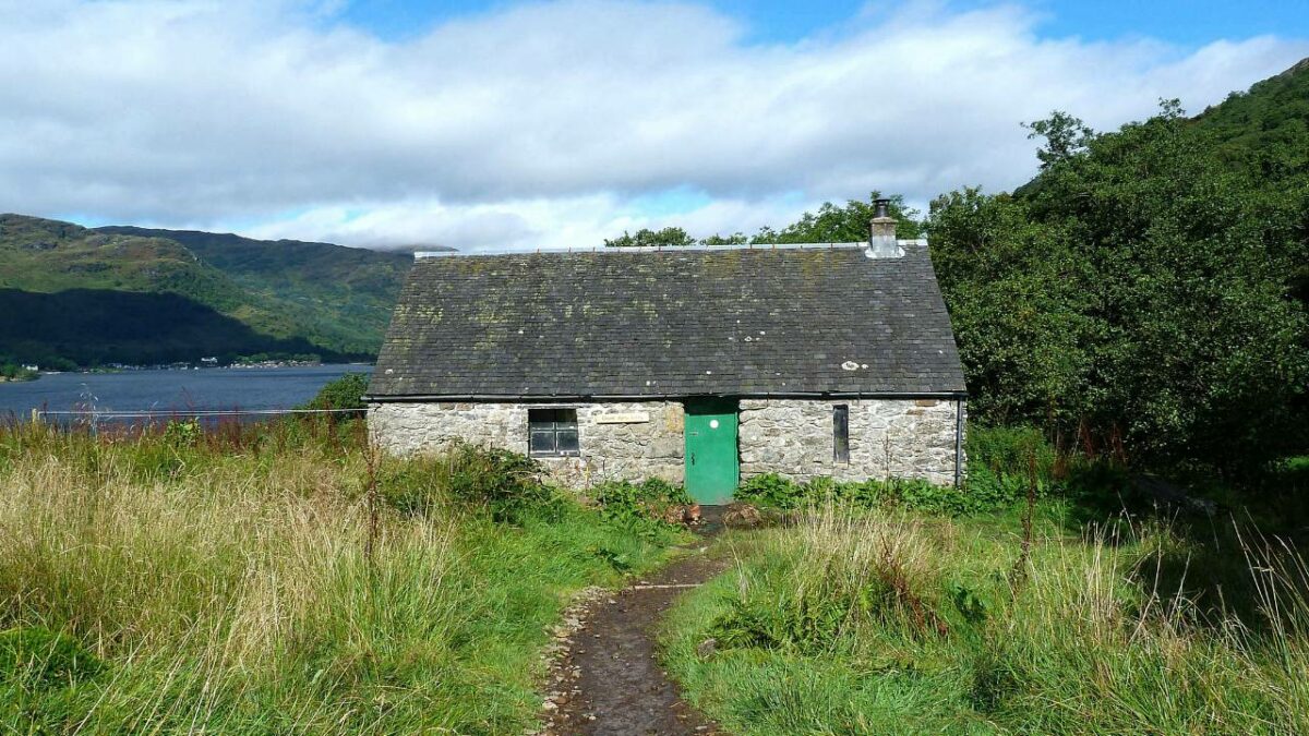 Doune Byre Bothy on the West Highland Way